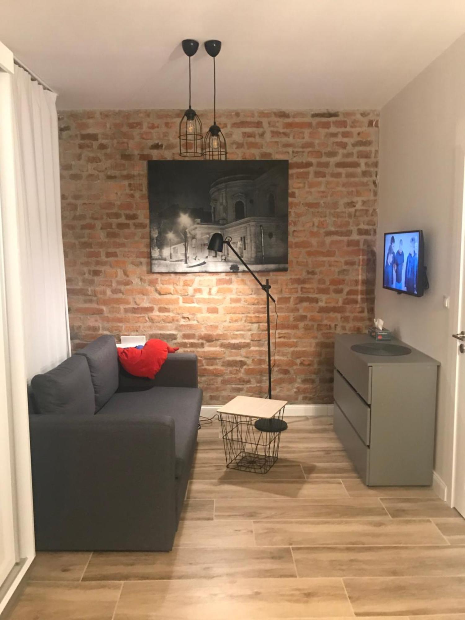 Gabriela Central Apartment Сату-Маре Экстерьер фото